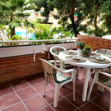 Comarruga Playa Con Piscina Apartment