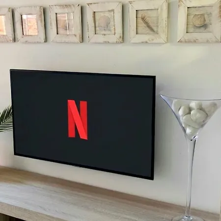 Playa Con Piscina Apartman Comarruga
